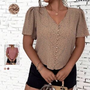 Tan and black polkadot printed v-neck